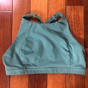 Lululemon Free To Be Serene